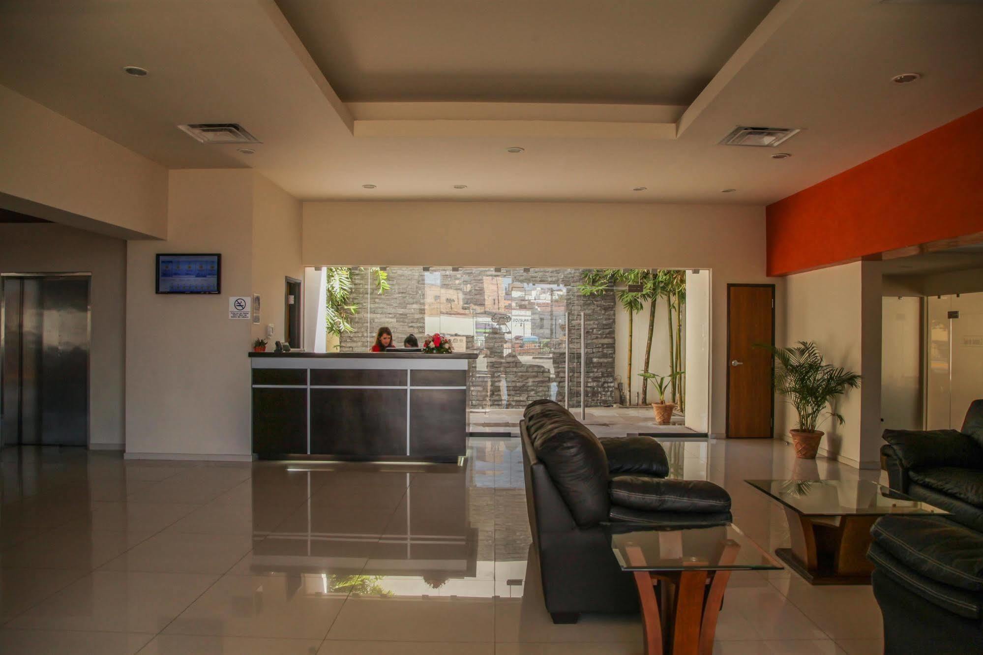 Best Western Plus La Mina Parral Εσωτερικό φωτογραφία